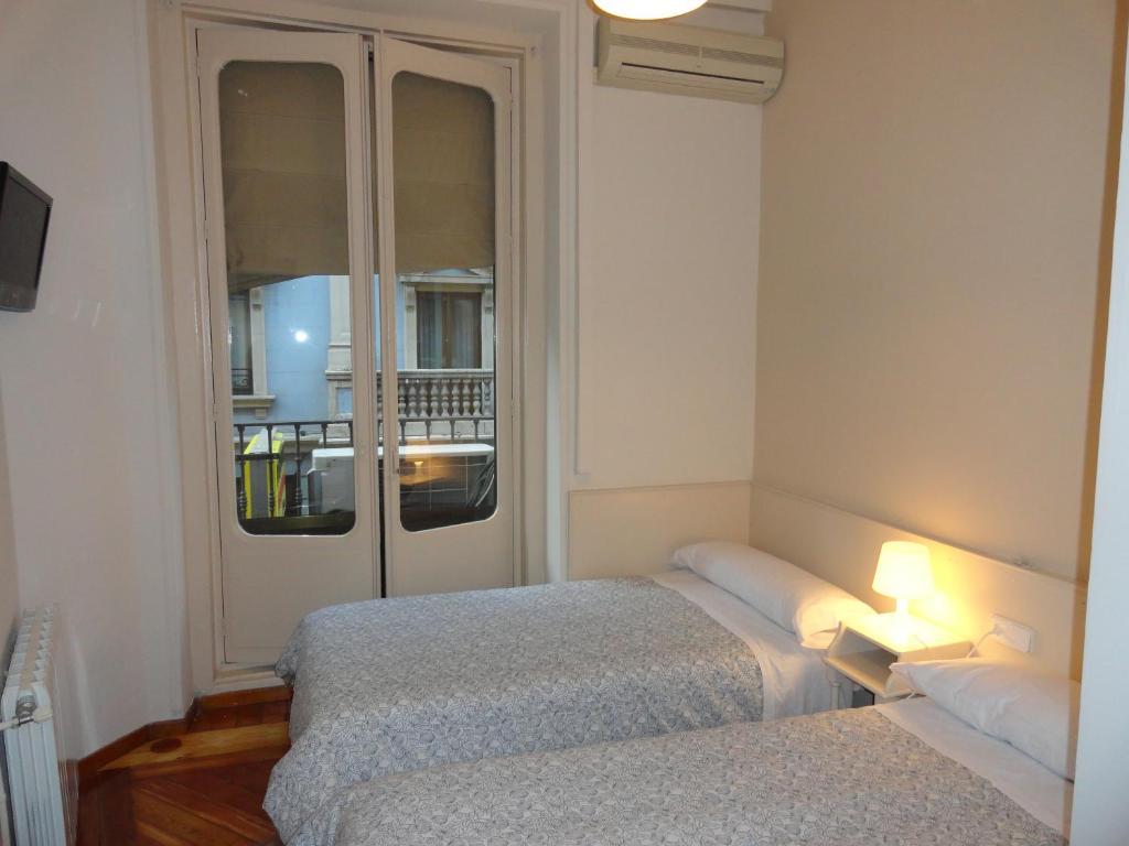 Hostal Alistana Madrid Kamer foto